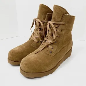 NWOB Bearpaw Krista Tan Suede Sheepskin Heeled Ankle Boots thumbnail 1