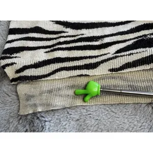 Crew Neck Lightweight Zebra‎ Print Sweater Sz S Side Zippers thumbnail 7