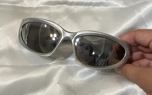 SHEIN  thumbnail 1