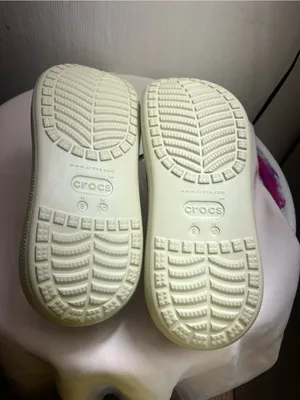 CROCS Classic Platform Clogs in Light Cream thumbnail 4