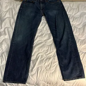 Levi’s 505 Denim Waist: 34, Inseam: 30 inches thumbnail 1