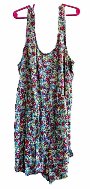 Billabong Ditzy Floral romper Size Large thumbnail 1