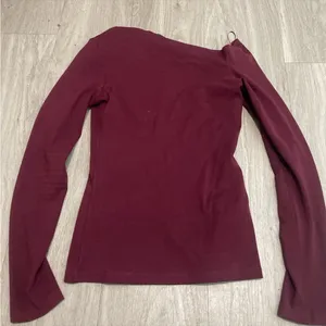 stradivarius Asymmetric Long Sleeve Top - Burgundy thumbnail 1