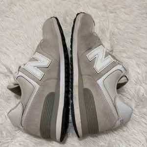 New Balance 574 Core EV Nimbus Cloud Size Women’s 11 thumbnail 4