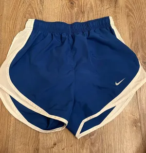 Nike Dri-Fit Running Shorts thumbnail 1