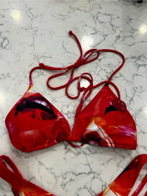 White Fox Swim Red Swirl‎ Pattern String Bikini Swimsuit Size Medium thumbnail 3