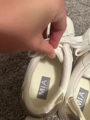 MIA Sneakers White thumbnail 3