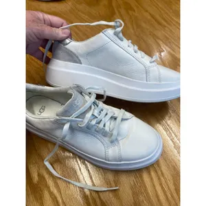 UGG Athletic Shoes Women's 7 White Leather Lace Up Round Toe Low Top Sneaker S20 thumbnail 4