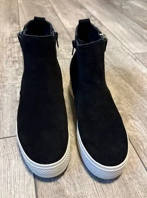 Steve Madden Suede Shoes Black thumbnail 1