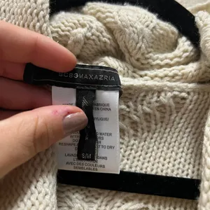 BCBGMaxazria Poncho Oversized Sweater Beige Cable Knit Geometric Pullover Sz S/M thumbnail 7