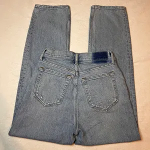 Abercrombie and Fitch criss-cross waist the dad high rise jeans thumbnail 4