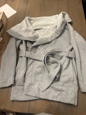 Lululemon Size Small Savasana Wrap Jacket Belted RARE thumbnail 1