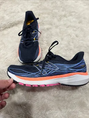 New Balance Fresh Foam 860v12 running shoes in Navy Woman’s Size 8.5 thumbnail 3