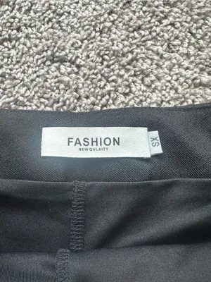 Black Pleated Women's Skirt Size XS thumbnail 5
