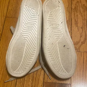 Cariuma x Pantone Gray‎ White Lace Up Casual Unisex Sneakers Womens 8.5 Mens 7 thumbnail 4