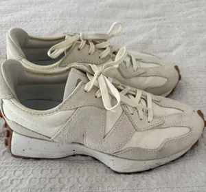 New Balance 327 Turtledove Angora Sneakers thumbnail 1