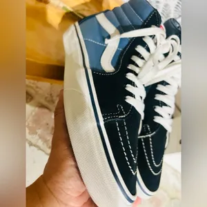 Vans SK8-HI unisex women’s 8.5 and men’s 7.0 great condition Super clean!!! thumbnail 9