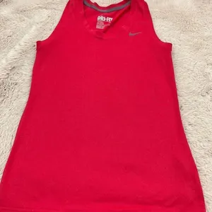 Nike small women’s regular fit dri fit sleeveless tank thumbnail 1