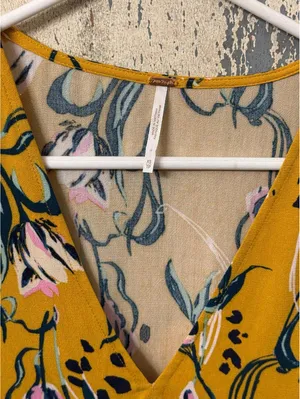 Free People Bella Gold Yellow Floral print tunic top size XS thumbnail 2