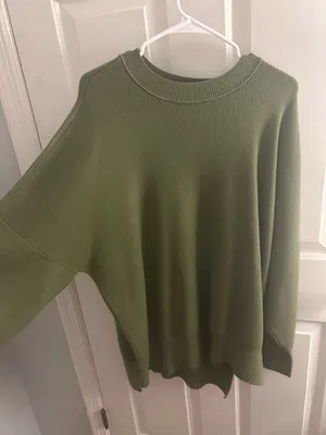 Abercrombie Sweater thumbnail 1