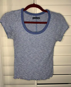 Baby Tee thumbnail 1