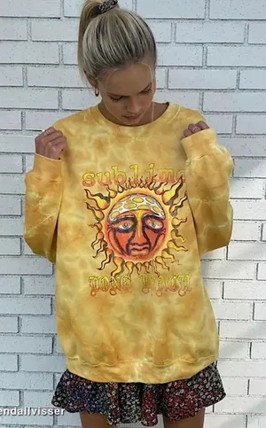 Urban Outfitters 🆕 NEW Sublime | 40 Oz To Freedom Yellow Sun Tie Dye Crewneck Sweatshirt thumbnail 1