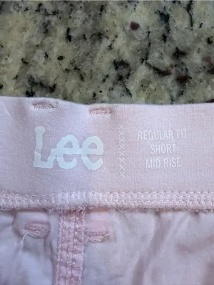 Lee Women’s Light Pink Cargo Shorts - Casual Pocket Style thumbnail 4