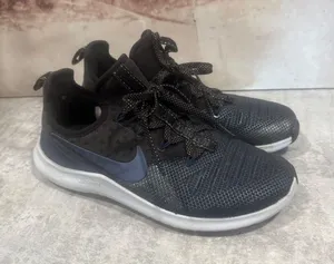 Nike Free TR 8 Metallic Black Women’s Size 8.5 thumbnail 1
