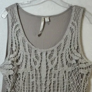 LC Lauren Conrad XL Taupe Silver Metallic Crochet Front Tank Top Scoop Neck thumbnail 3