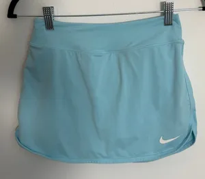 Nike Light Blue Tennis Skort Women's size XS‎ thumbnail 1