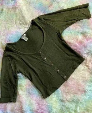 3/4 Short sleeve Crop Top thumbnail 3