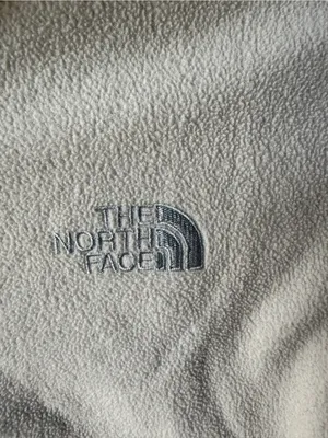 The North Face Ivory White Full Zip Fleece Jacket thumbnail 2