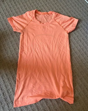 Lululemon Swiftly Short Sleeve Tech thumbnail 1