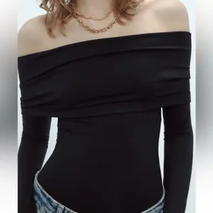 Zara NWT off shoulder long sleeve stretchy bodysuit fitted top thumbnail 3