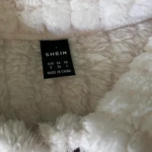 SHEIN fuzzy buttoned up jacket size S thumbnail 6