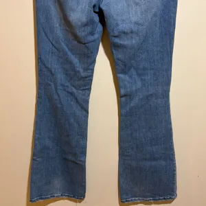 Pilcro Anthropologie The Icon High Waist Distressed Denim Flare Jeans Size 28 thumbnail 13