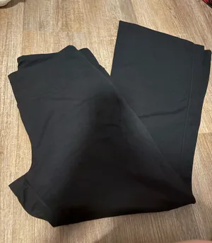 Black Wide thumbnail 1