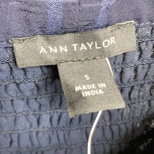 NWT Ann Taylor navy‎ blue plaid tie neck top size small thumbnail 3