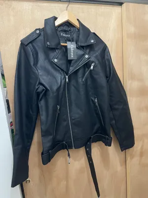 Fahsyee Faux Leather Jacket Women - Black Motorcycle Short Coat Moto Biker Blazer jacket brand new size medium thumbnail 3