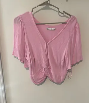 Abercrombie Crop Top thumbnail 1