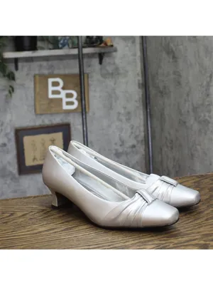NWT Easy Street Waive Dress Pump Block Heel Dance WAIVE Silver Satin Gray 9W thumbnail 2
