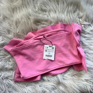 Zara Pink Ruffle Strapless Tube Top NWT thumbnail 5