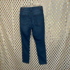 Good American jeans skinny stretchy light wash denim Khloe Kardashian size 10 thumbnail 5