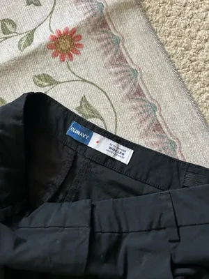 Old Navy high rise wide leg adjustable pants  thumbnail 3