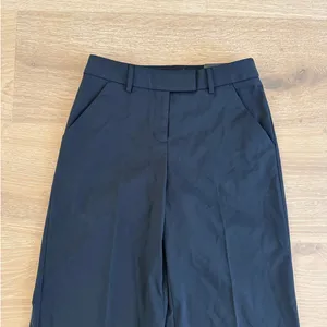 Express Trousers Mid Rise Wide Leg Editor Size 0L Black thumbnail 2