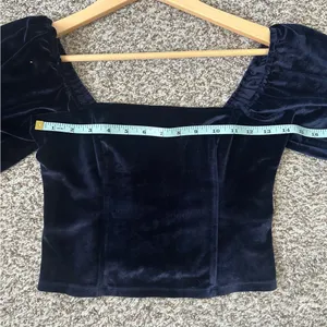 Abercrombie & Fitch Navy Blue Velvet Square Neck Puff Sleeve Crop Top Small thumbnail 7