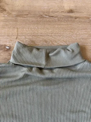 Olive Green Ribbed Long Sleeve Turtleneck Top thumbnail 3