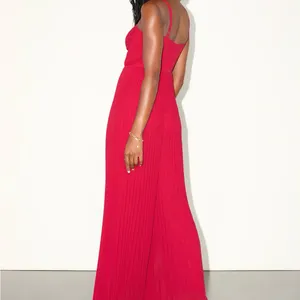 Lulu's Red Pleated Wide Leg Jumpsuit Medium NWT thumbnail 4
