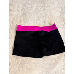 GK Adult XS gymnastics shorts‎ thumbnail 3