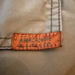 Vintage 90s Y2K Abercrombie & Fitch Size 8 Khaki Cotton Low Rise Shorts Utility thumbnail 5